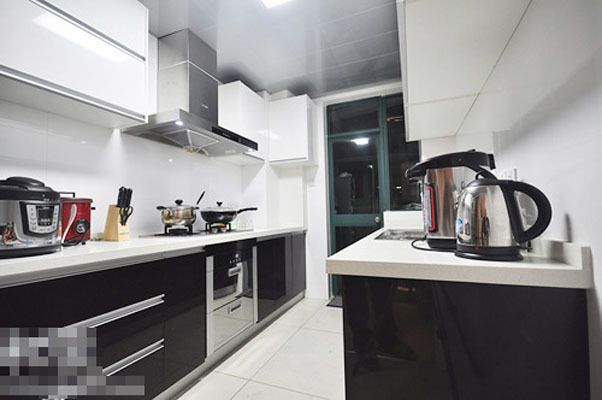 黑白色整体厨房pvc整体厨房图片9