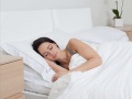拥有健康睡眠选一款“暖被”是关键