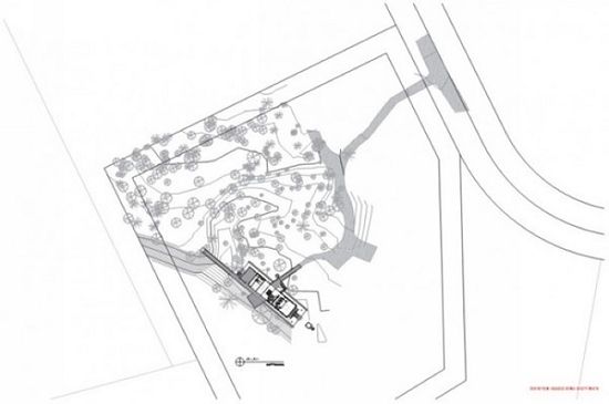 悠闲小屋：坐享山间绿林阳光(组图) 