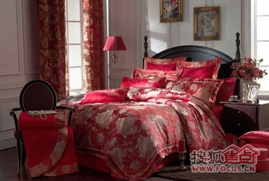 最爱新年那一抹红 红色床品温暖卧室(组图) 