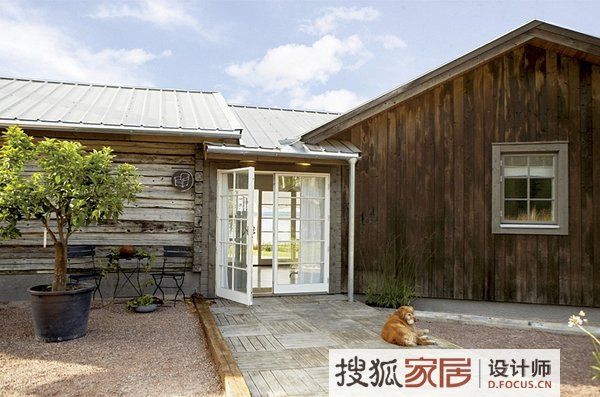 波兰安静湖边住宅 逃离浮躁享受自然宁静生活 