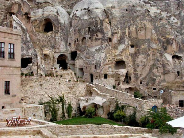 土耳其洞穴酒店 做一次“山顶洞人”(组图) 