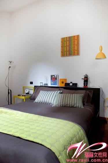 卧室用绿色立体感盖毯营造小清新