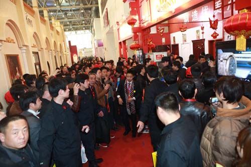 第十一届中国国际门业展览会盛况空前