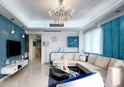 家具采用白色调为主，融入蓝色元素的效果