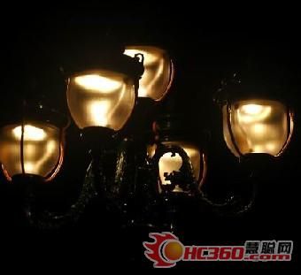香港迪士尼 五光十色的灯光童话 