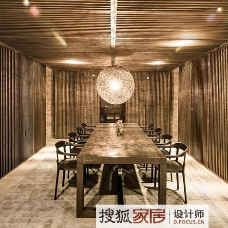 北京英甲俱乐部设计 黑色系的质感空间 
