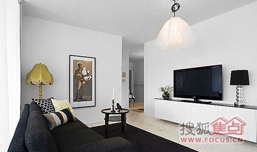 白色空间大胆配色 101平米中等户型公寓设计 