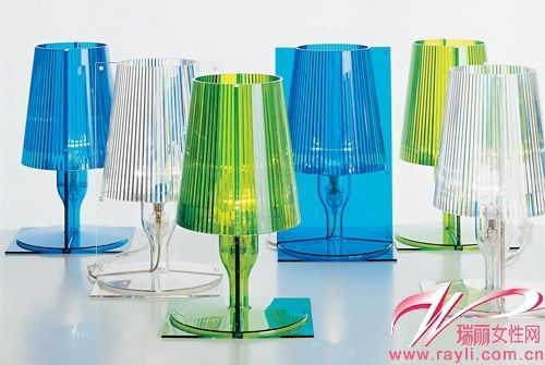 Kartell缤纷透明的彩色桌灯