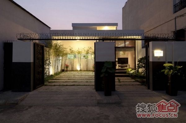 清爽一夏的清新自然风情 越南现代城市住宅 