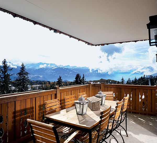 瑞士阿尔卑斯山居宅 在艺术中感受生活 