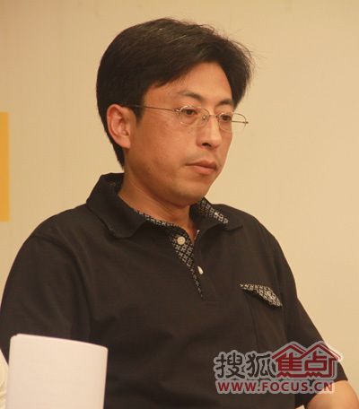 中国人民大学副教授褚 峻
