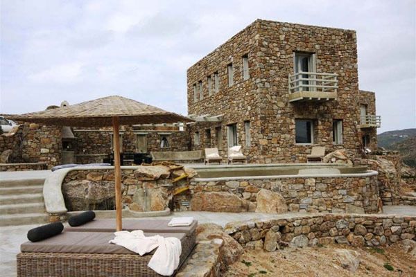 岩石上的建筑  希腊米克诺斯岛度假大宅 