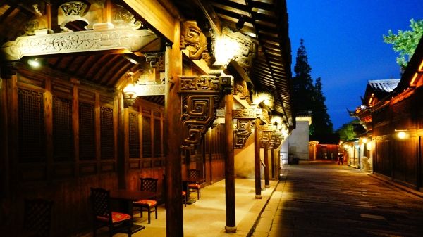 乌镇枕河传统中式特色 五星级精品度假酒店(图) 