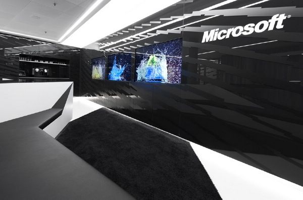 超酷  位于瑞士瓦利塞伦的微软演示中心 