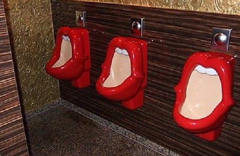 离奇古怪的“方便”之处 全球另类厕所大合集 