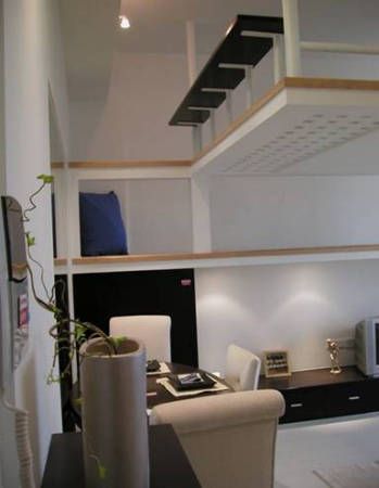 单身白领简单小居室 巧妙善用每一寸空间 
