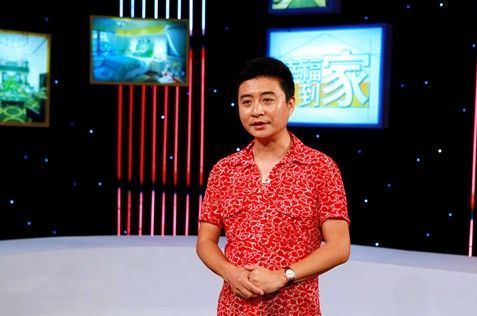 图为：春晚当红相声演员周炜