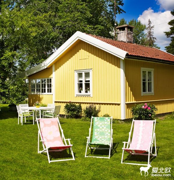 简洁而优雅 五彩缤纷的瑞典别墅家居（图） 