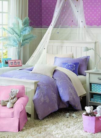 图4：Harbor House Sophie儿童卧室家具系列、Alysa印花床品系列