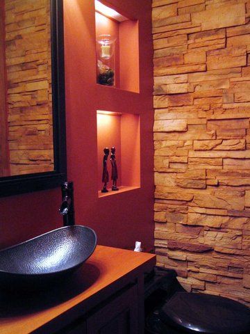 让人眼前一亮的明快彩色瓷砖浴室（图） 