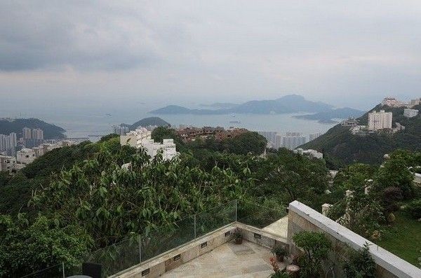 生活空间 300平米联排别墅 香港半山上亿豪宅 