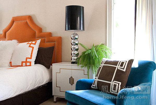 收藏你的枕边秘密 20款现代风格床头柜设计 