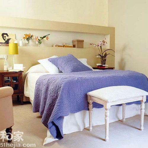 置物架巧利用 11个美化卧室床头方案（组图） 