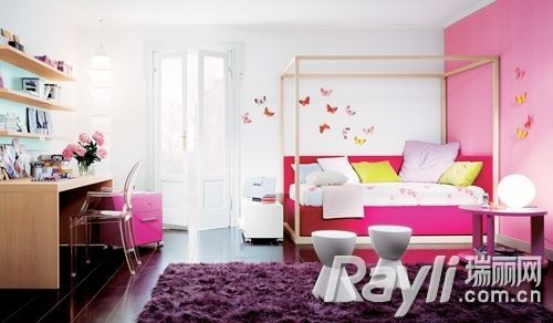 玫瑰粉墙面和玫瑰粉床具成就卧室浪漫唯美