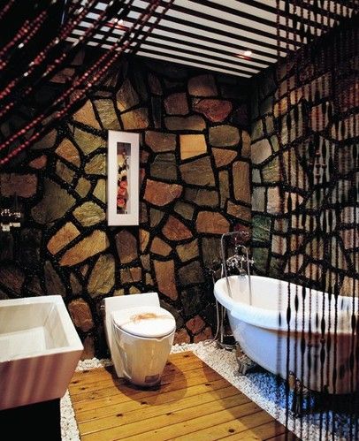 浴室复古风 斑驳墙面与钩花元素中的时光魅力 
