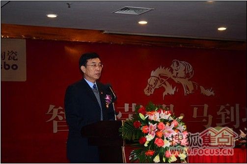 国家体育总局自行车击剑运动管理中心马术部主任、中国马术协会秘书长李年喜