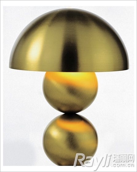 Quasar酷似蘑菇的金色台灯