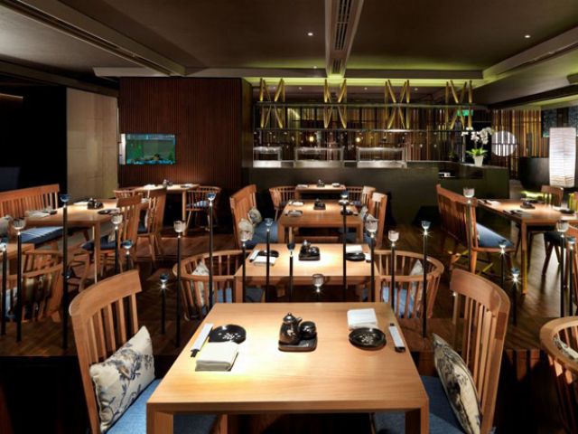 实木与花岗岩的自然空间 吉隆坡日料餐厅(图) 