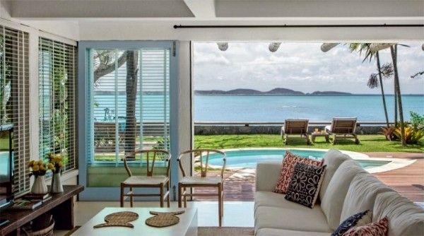 碧海蓝天让人心旷神怡 巴西的海边度假屋(图) 