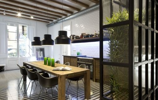 巴塞罗那私人公寓设计 充满活力的清新家 