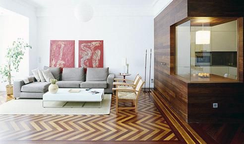 110平木质时尚三居室 演绎西班牙风情 