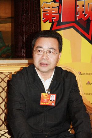 黄建平：加快产业升级 让中国陶瓷重回世界之巅