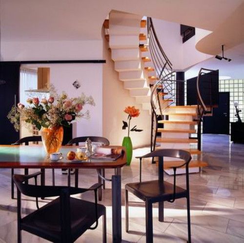 8图复式家居的楼梯装修 打造时尚潮流空间 